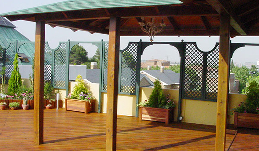 Maceteros de madera a medida para jardín, terrazas y porches